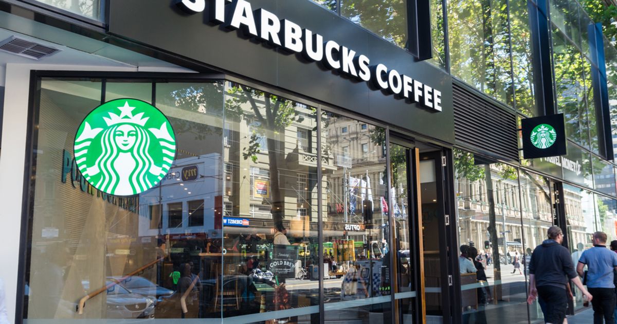 Starbucks Q4 earnings miss, same store sales slide halted