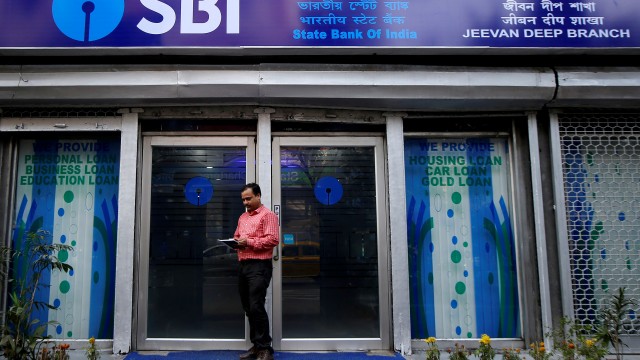 Foto von State Bank of India's profit jumps 74% to record high