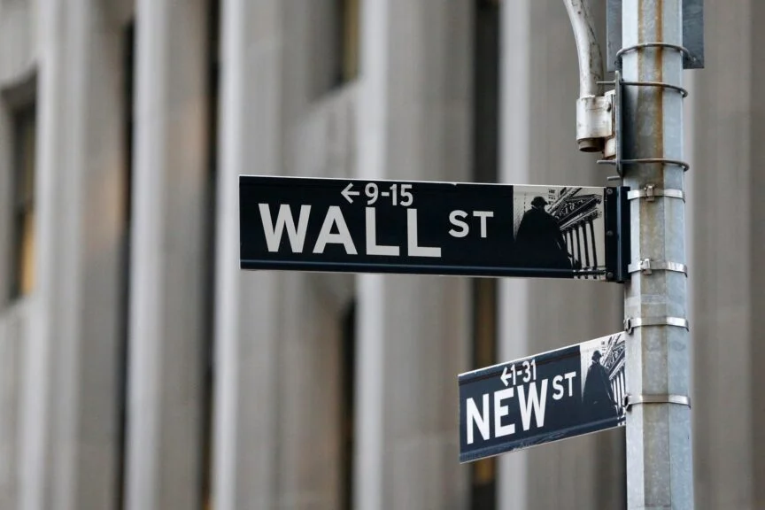 Stock Market Today: S&P 500, Dow, Nasdaq Futures Drop Following Government Shutdown—Nike, Ryvyl, Conagra Brands In Focus