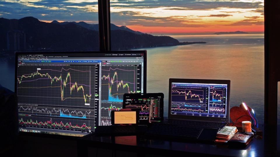 Stocks start catching up with bitcoin's earlier price crash to $60,000 as bond yields rise