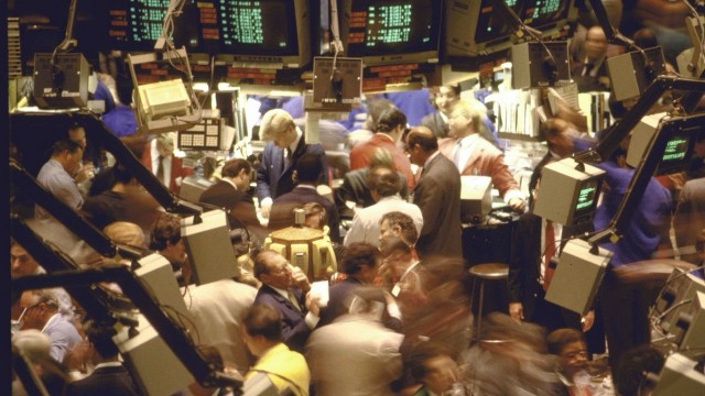 Stocks This Week: Buy BJ Wholesale And HP