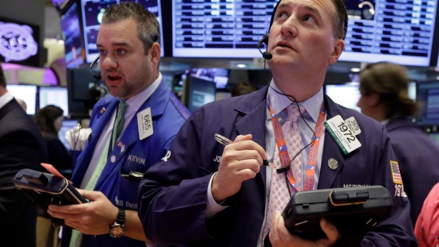 Stocks This Week: Buy QUALCOMM And Sell Short Mondelez