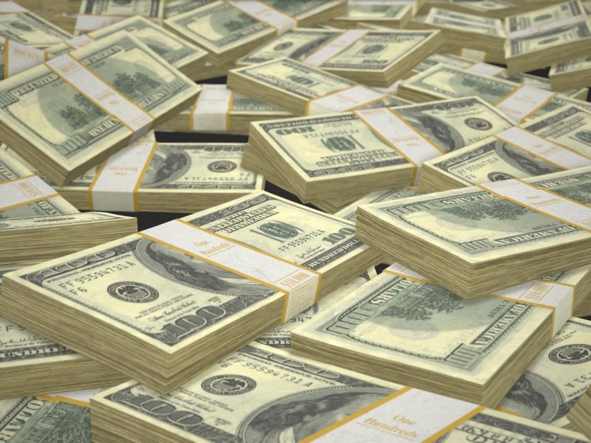 Strategy's Main Bitcoin Acquisition Vehicle Sees Massive $1.5B Trading Explosion