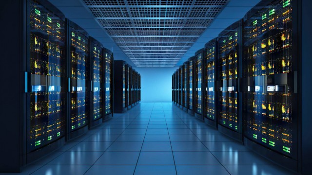 Super Micro Computer (SMCI) stock forecast: time to buy the dip?