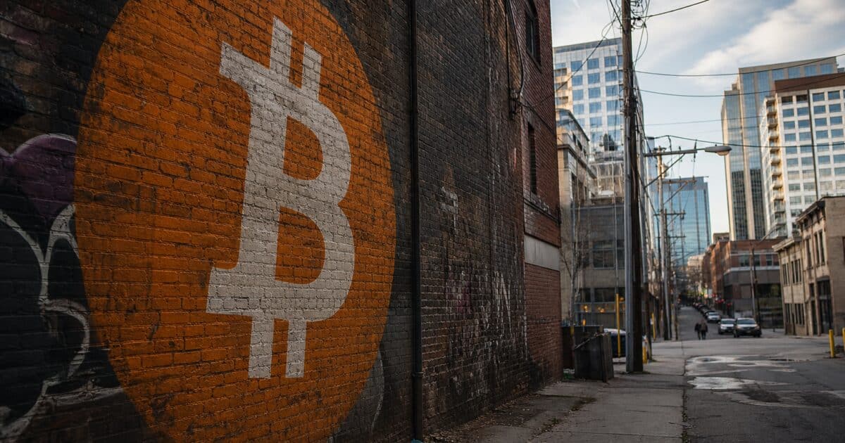 Surge in Bitcoin and Gold ETFs Signals Investor Confidence Amid U.S. Debt Crisis