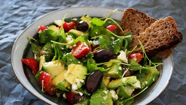 Sweetgreen's terrible summer: Stock price and profits take a hit as salad aversion grips the nation