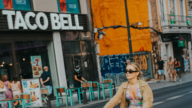 Taco Bell to roll out AI drive-thru ordering in hundreds of locations by end of year