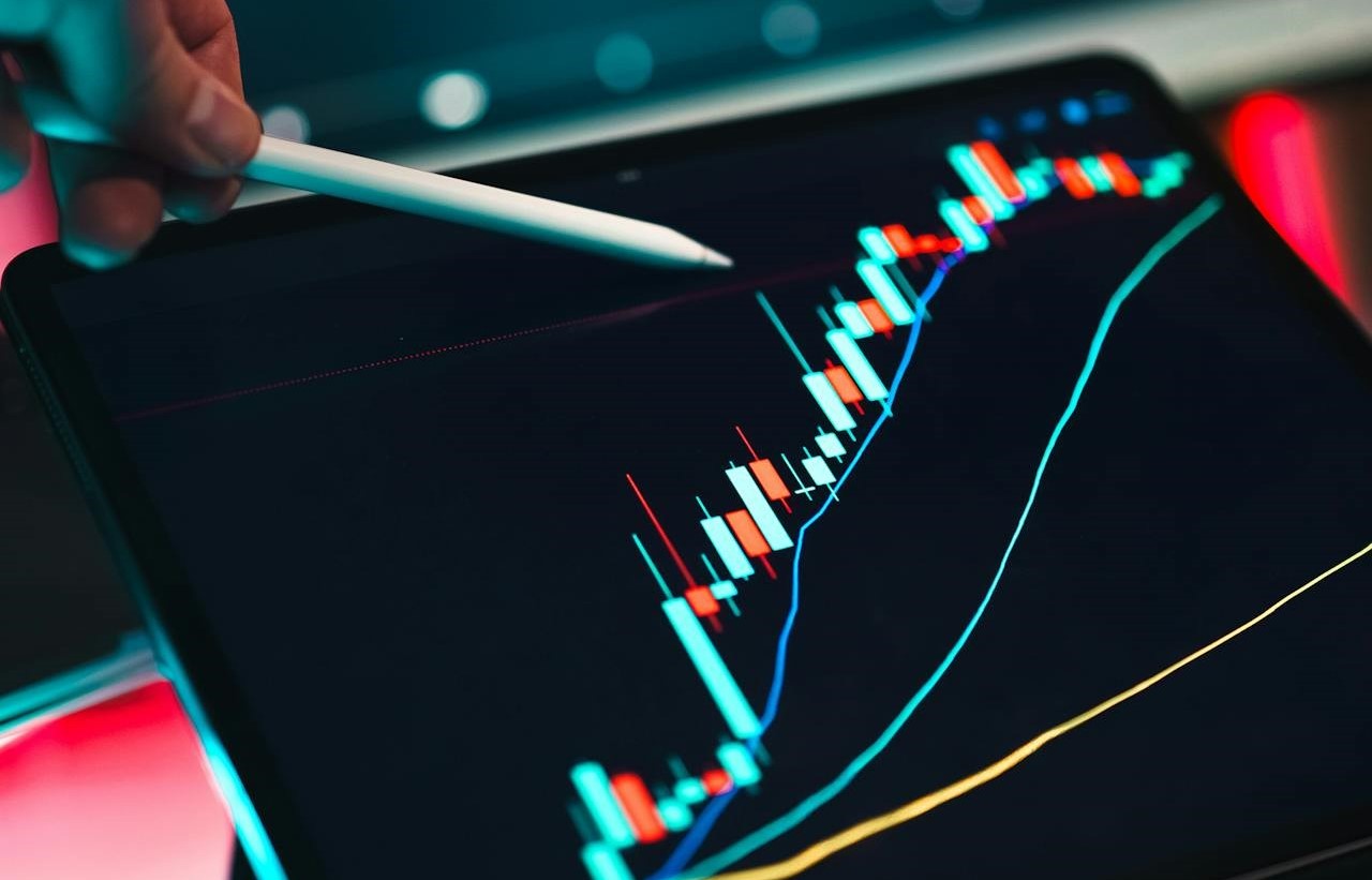 TAO Token Plunges 18% as Covenant AI Exits Bittensor Over Centralization Claims