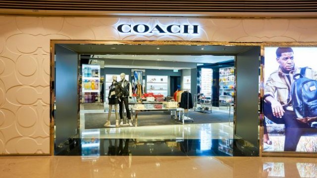 Tapestry (TPR) Rides on Customer-Centricity & Digitization