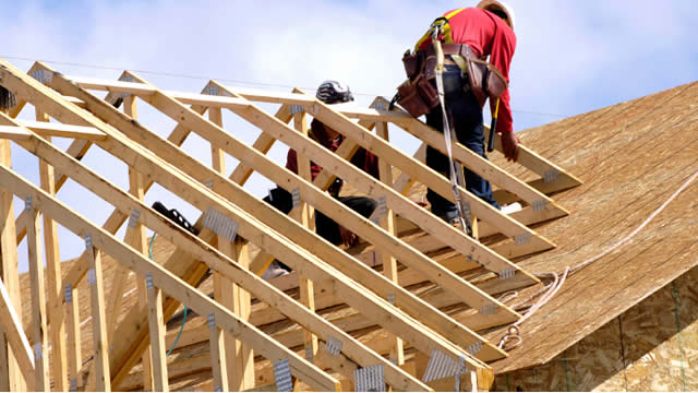 Taylor Wimpey cuts shareholder returns amidst 'housing market uncertainty'