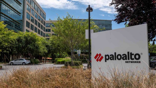 Tech Stocks on the Move Today: Palo Alto Networks, Trump Media, and More