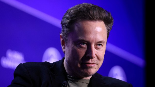 Tesla chair sees challenges in getting shareholder vote for Musk's pay package, FT reports