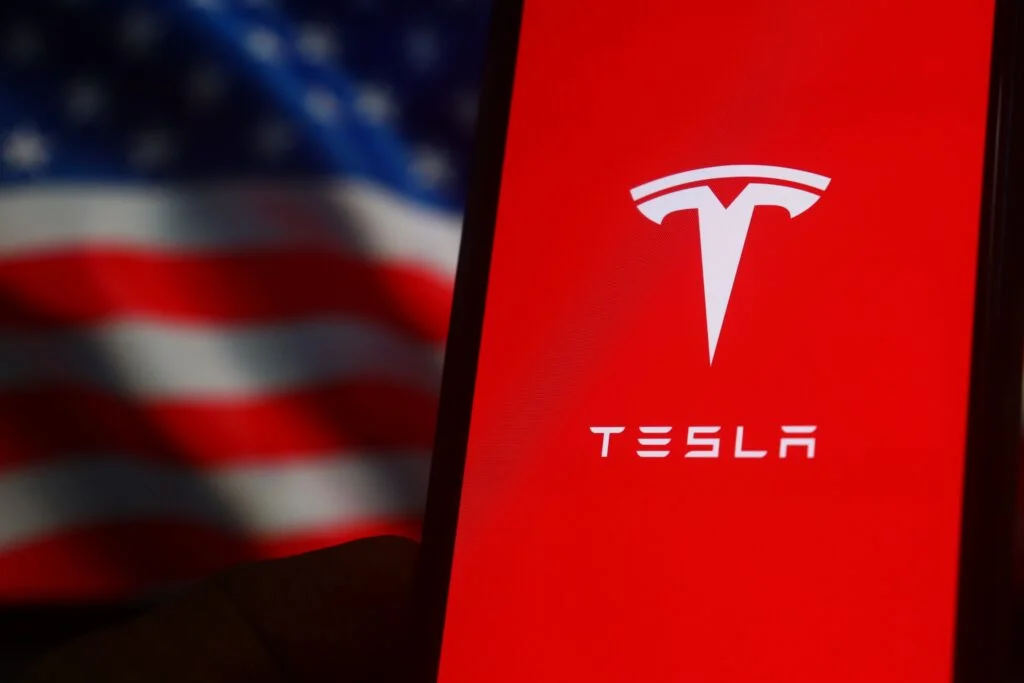 Tesla, IBM, Molina Healthcare And Other Big Stocks Moving Lower In Thursday's Pre-Market Session