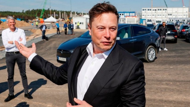 Tesla posts roles for Autopilot team after weeks of mass layoffs and scrubbing jobs board