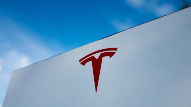 Tesla Semi Is On Track For A 2026 Launch. Will It Help Tesla's Underperforming Stock?