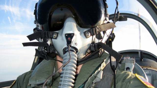 Textron (TXT) Secures a Contract to Aid T-6C Training Aircraft