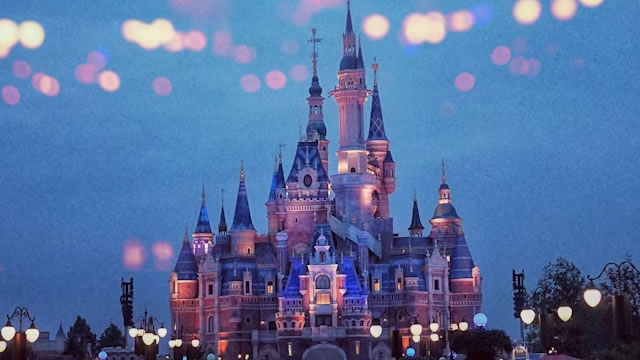 The $2.1 Billion Disney Theme Park Gamble