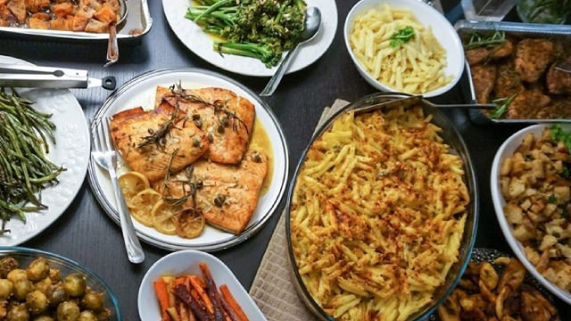 The 3 Smartest Restaurant Stocks to Buy With $1K Right Now