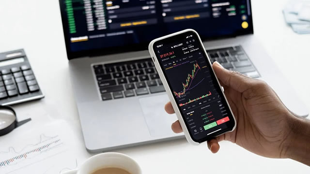 The Score: Paramount, Apple, Tesla and More Stocks That Defined the Week