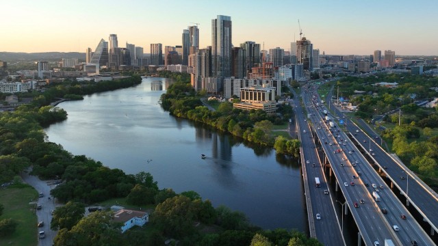 This US region is seeing the biggest rent declines as owners struggle to fill vacancies, Redfin says