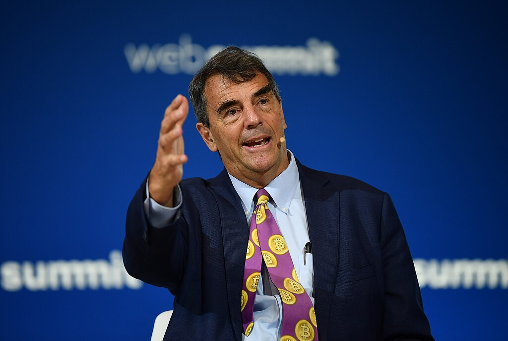 Tim Draper Renews $250,000 Bitcoin Price Target Amid Dollar Weakness