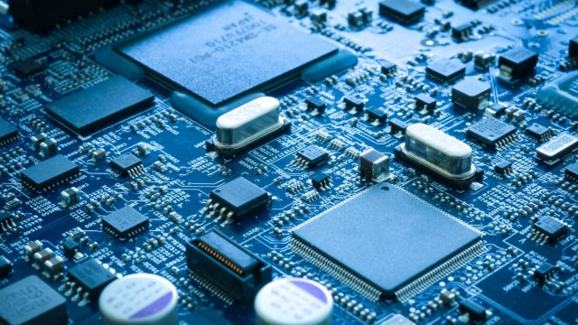 Time to Sell? 3 Semiconductor Stocks Losing Steam