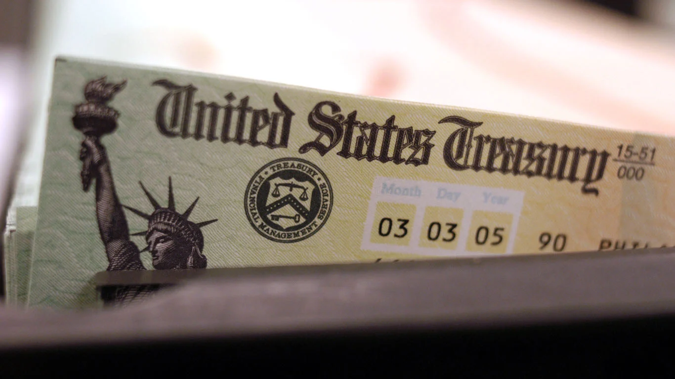 Tired of money market funds? Check out this weekly paying low-risk ETF
