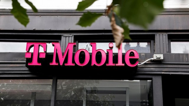 T-Mobile Buying Most Of U.S. Cellular In $4.4 Billion Deal—Its Latest Expansion