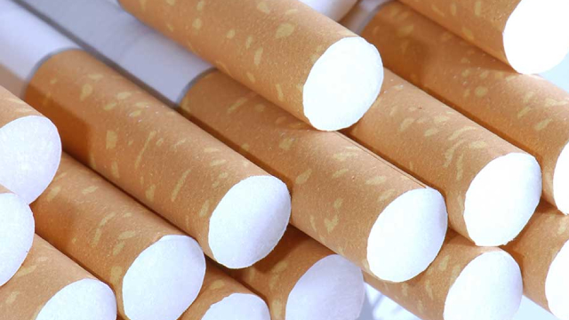 Tobacco Giant's Shares Fall on EPS Miss, Lackluster Pouch Gains