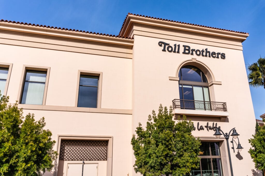 Toll Brothers Earnings Are Imminent; These Most Accurate Analysts Revise Forecasts Ahead Of Earnings Call