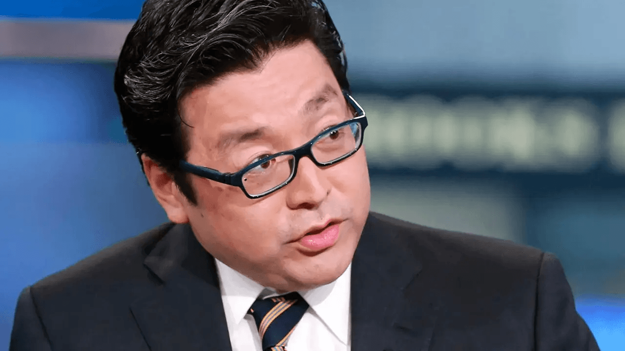 Tom Lee's Bitmine Buys Back 5.5M BMNR Shares as ETH Stack Nears 5.8M Tokens