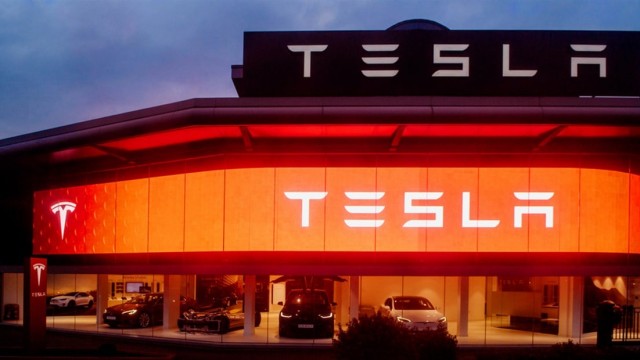 Top 3 Analyst-Downgraded Stocks: Tesla, Workday, Starbucks