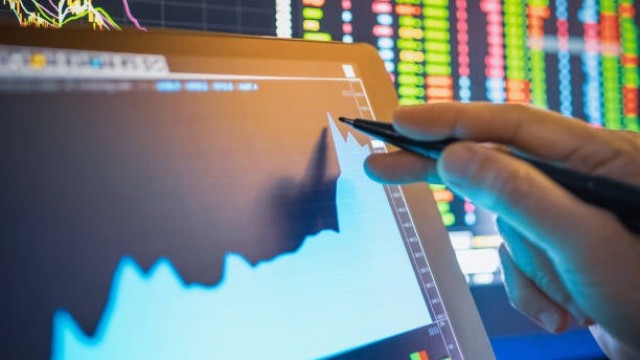 Top 3 Materials Stocks That Are Set To Fly In Q4 - Corteva (NYSE:CTVA), Snow Lake Resources (NASDAQ:LITM)