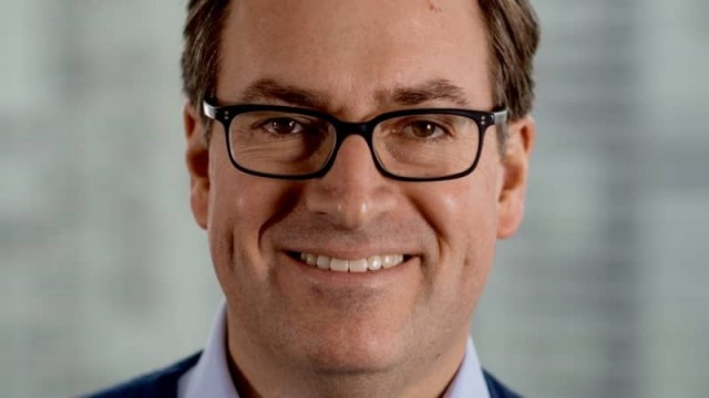 Top Amazon retail executive resigns less than two years after being named CEO