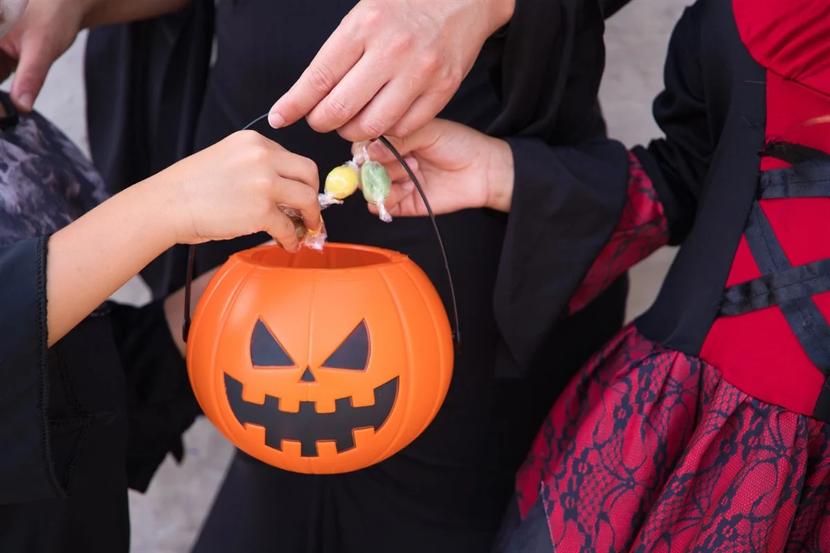 https://images.financialmodelingprep.com/news/treat-your-portfolio-with-these-3-spooky-season-stocks-20251008.jpg