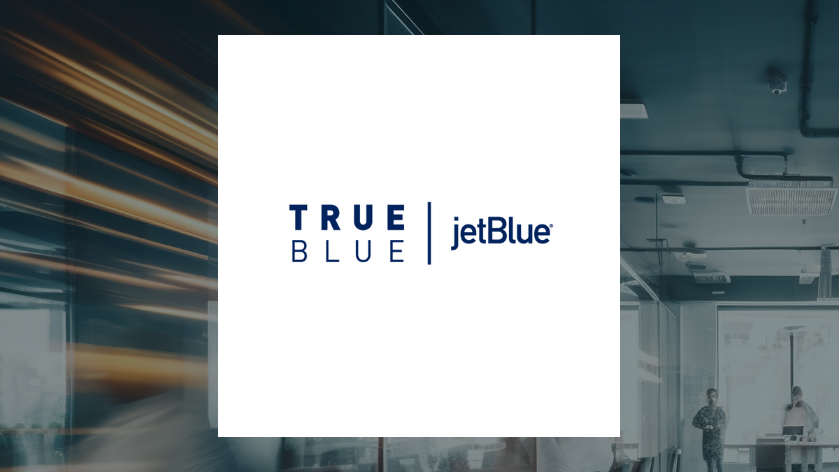 TrueBlue (NYSE:TBI) Share Price Passes Above 200 Day Moving Average   – Here’s What Happened