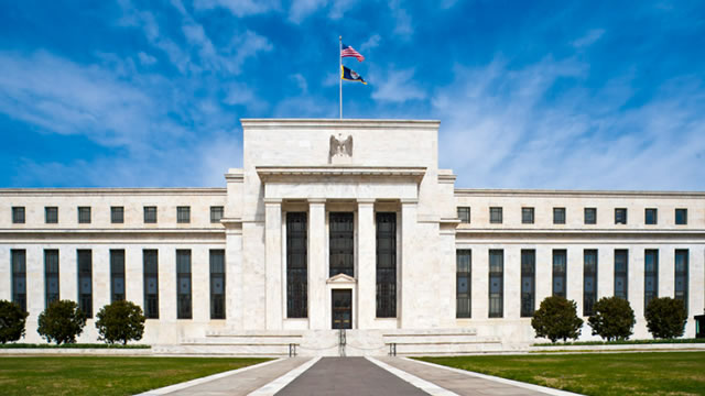 Trump's feud with Jerome Powell escalates as he prepares to visit the Fed headquarters