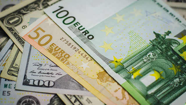 UBS Forecast: Sell Dollar Rallies, Buy EUR/USD Below 1.16 Target 1.20