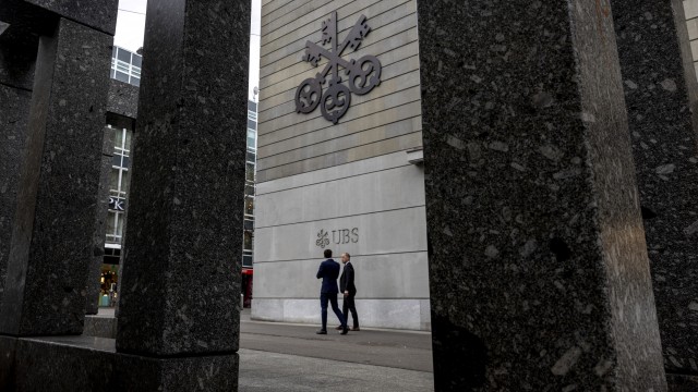 UBS market strength puts Swiss industry on edge