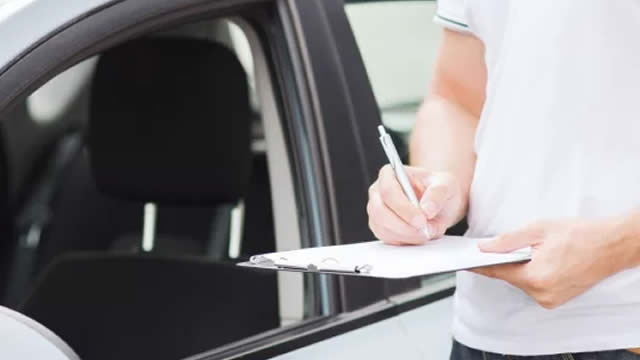 U-Haul: Faces Profitability Headwinds, Needs To Be Broken Up