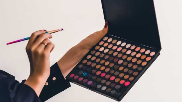 Ulta Beauty: Improving Growth, Record Low Margins (Rating Upgrade)