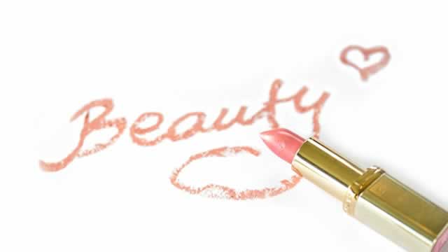 Ulta's Digital and AI Investments Drive Growth in Beauty Sales