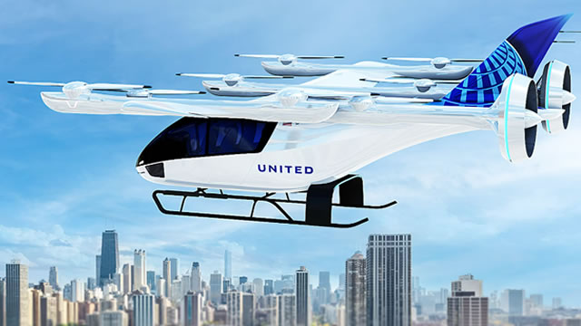 United Airlines suffered bookings drop due to Newark chaos — and it'll hurt profits, says CEO