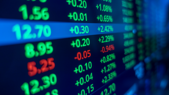Up To 16% Dividend Growth And Yields Reaching 6%: November's Top 10 Dividend Growth Stocks