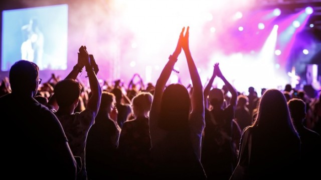 U.S. Plans to Accuse Live Nation of Defending a Monopoly