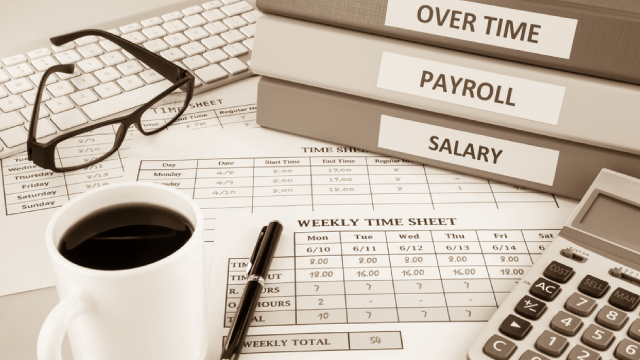 Verisk Earnings & Revenues Surpass Estimates in Q1, Increase Y/Y
