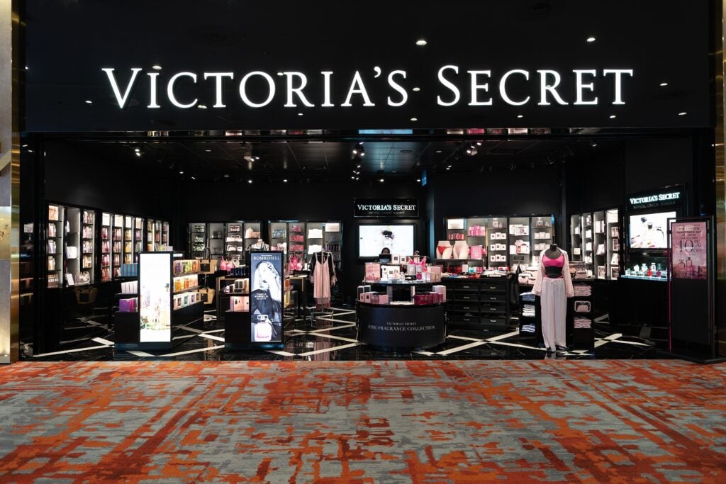 Victoria's Secret Initiates Strategic Review of DailyLook Amid Q4 Results