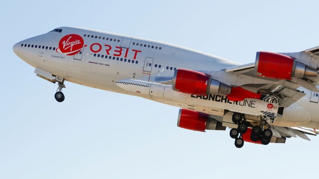 https://images.financialmodelingprep.com/news/virgin-orbit-receives-17-million-bid-for-rocketcarrying-aircraft-20230517.jpg