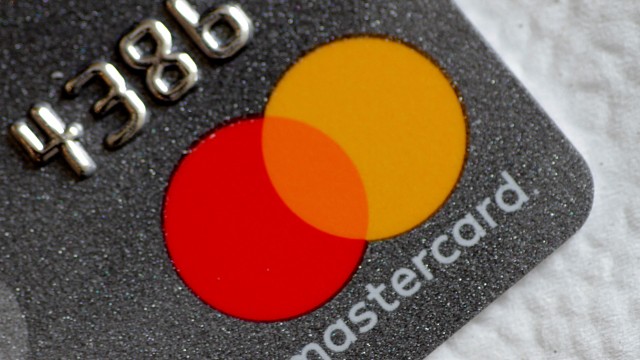 Visa, Mastercard $30 billion fee settlement in peril