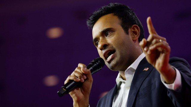 Vivek Ramaswamy spent $3.3 million to buy 8% of BuzzFeed. How much damage could he do with that stake?